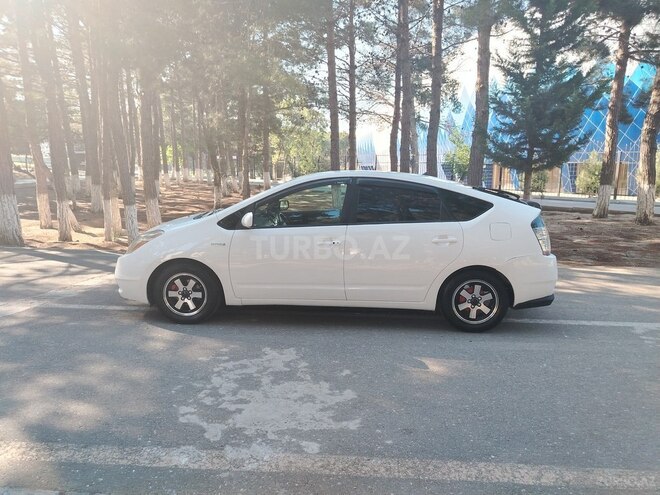 Toyota Prius-14