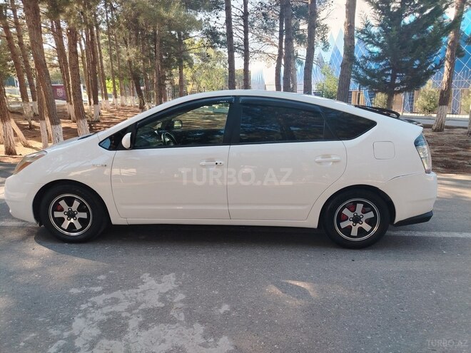 Toyota Prius-10