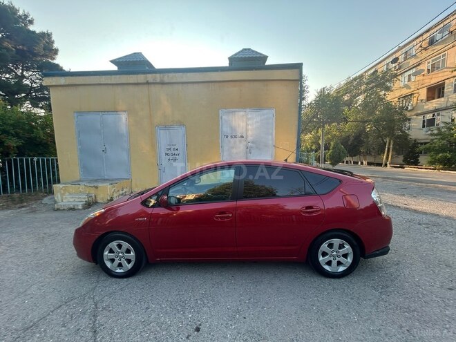 Toyota Prius-2
