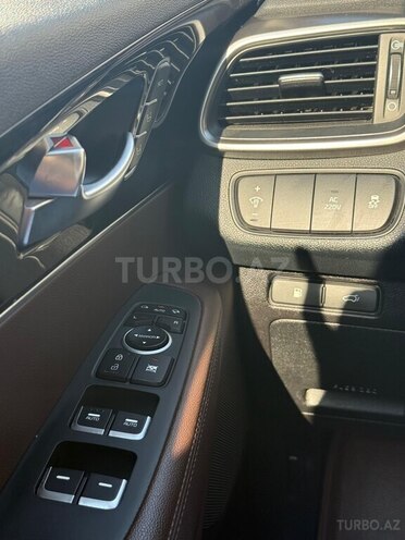 Kia Sorento-8