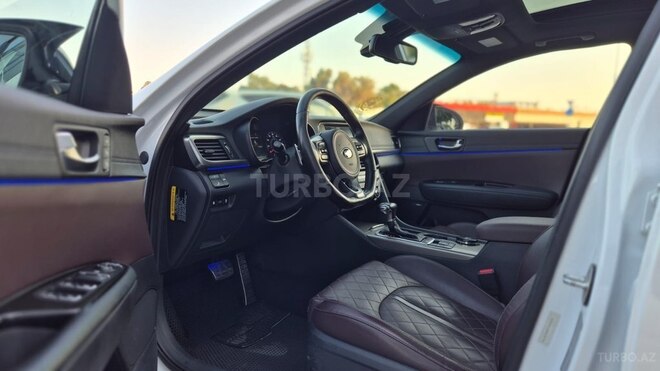 Kia Optima-11