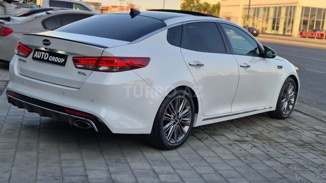 Kia Optima-16
