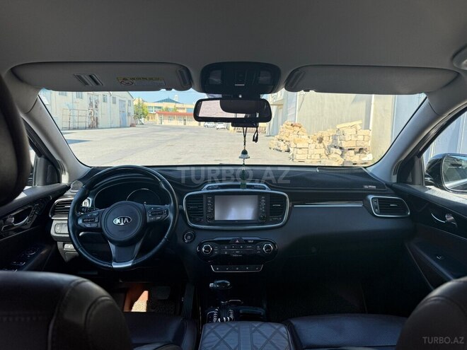 Kia Sorento-10