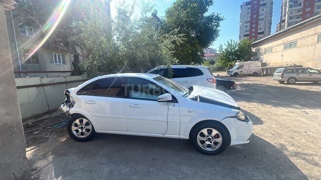 Daewoo Gentra-2