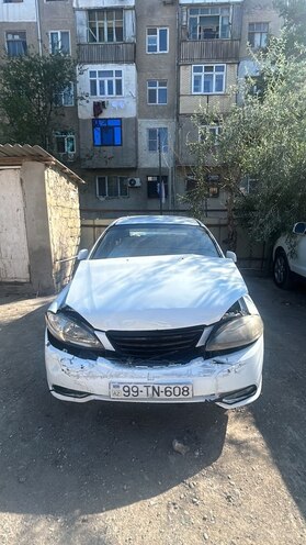 Daewoo Gentra-1