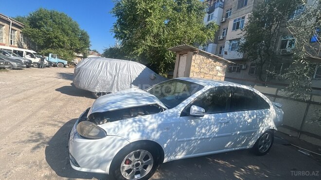 Daewoo Gentra-3