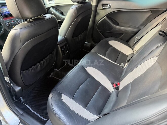 Kia Optima-18