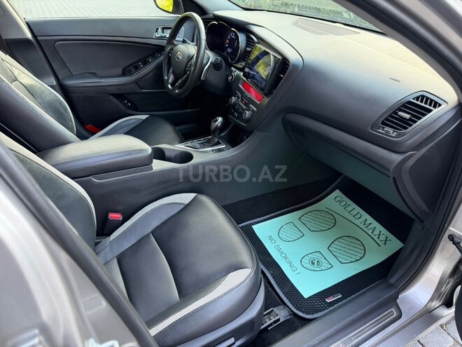 Kia Optima-12