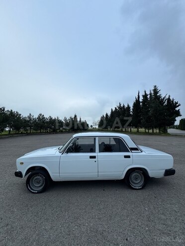 LADA (VAZ) 2107-4