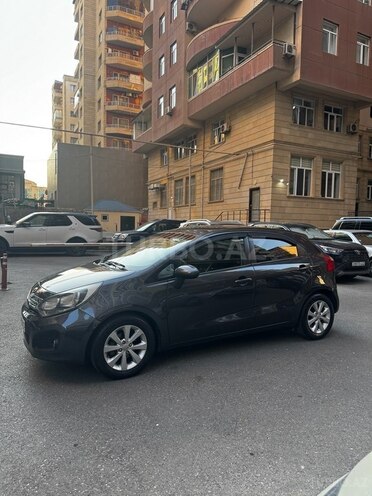 Kia Rio-3