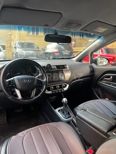 Kia Rio-11