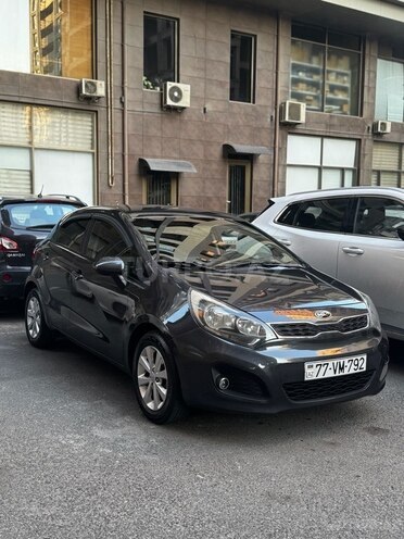 Kia Rio-7