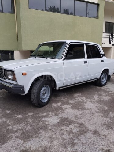 LADA (VAZ) 2107-2
