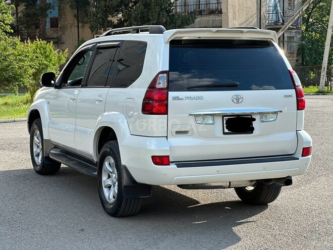 Toyota Land Cruiser Prado-8