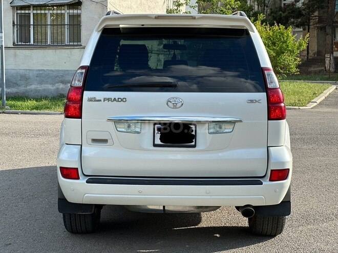 Toyota Land Cruiser Prado-6
