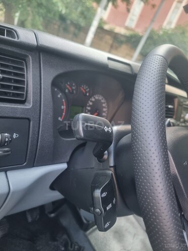 Ford Transit-14
