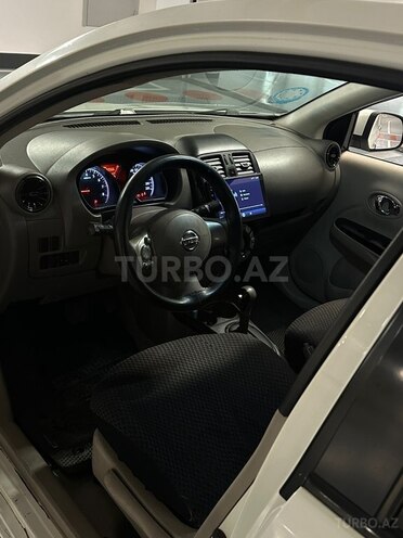Nissan Sunny-4