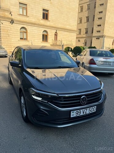 Volkswagen Polo-3