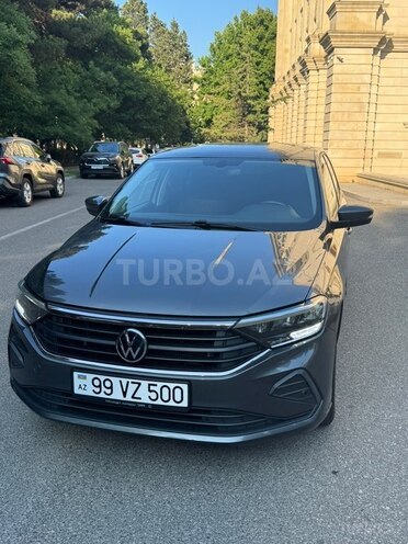 Volkswagen Polo-2