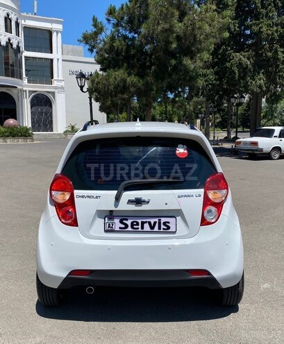 Chevrolet Spark-7