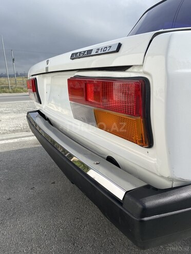 LADA (VAZ) 2107-4