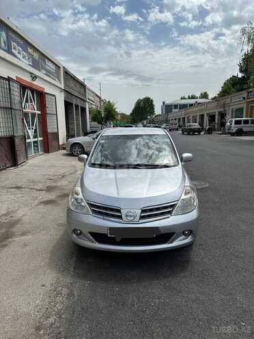 Nissan Tiida-2