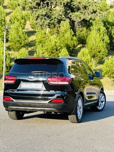 Kia Sorento-13