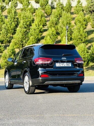Kia Sorento-11