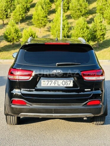 Kia Sorento-9
