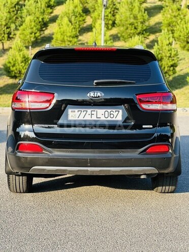 Kia Sorento-12