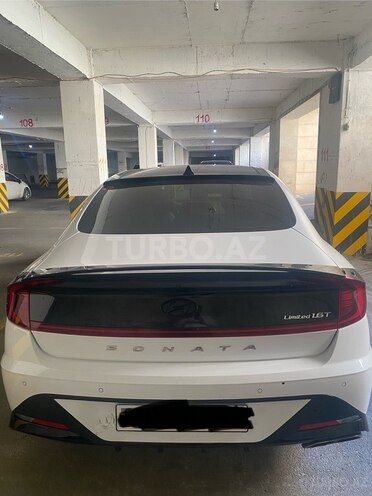 Hyundai Sonata-2