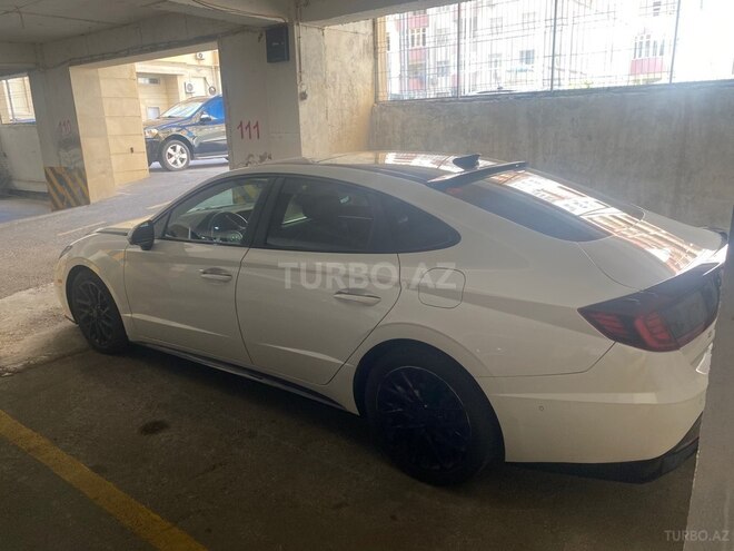 Hyundai Sonata-5