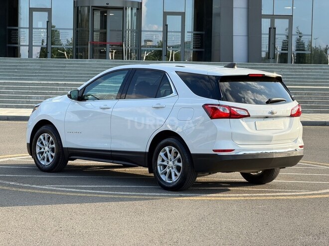 Chevrolet Equinox-8