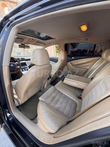 Volkswagen Passat-10