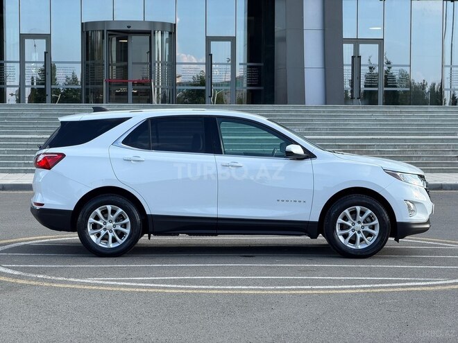 Chevrolet Equinox-7