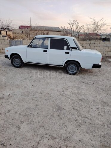 LADA (VAZ) 2107-17