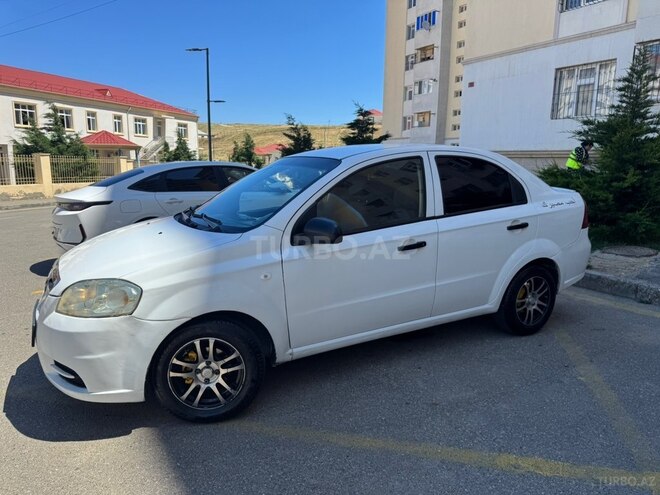 Chevrolet Aveo-14