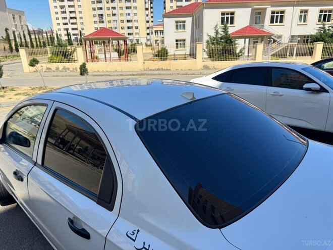 Chevrolet Aveo-12
