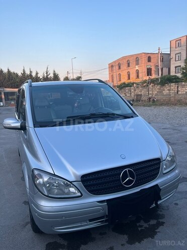 Mercedes Viano-1