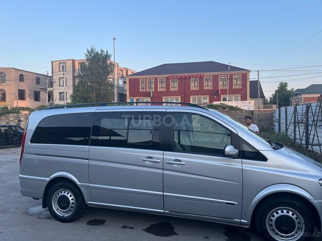Mercedes Viano-3