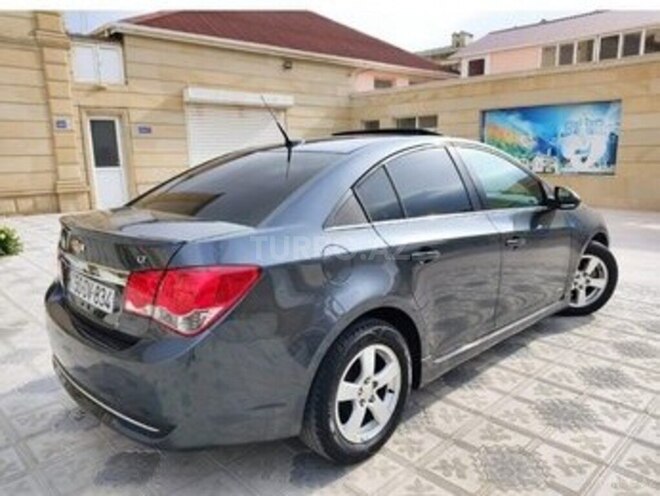 Chevrolet Cruze-5