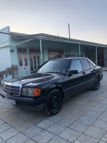 Mercedes 190-3