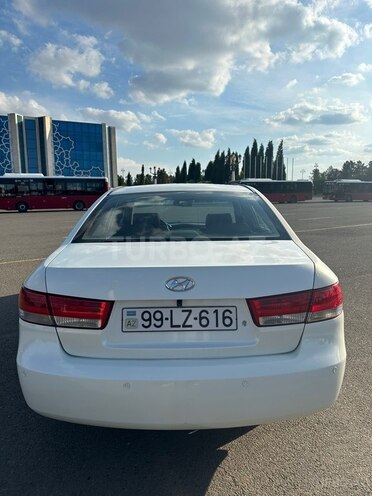 Hyundai Sonata-5