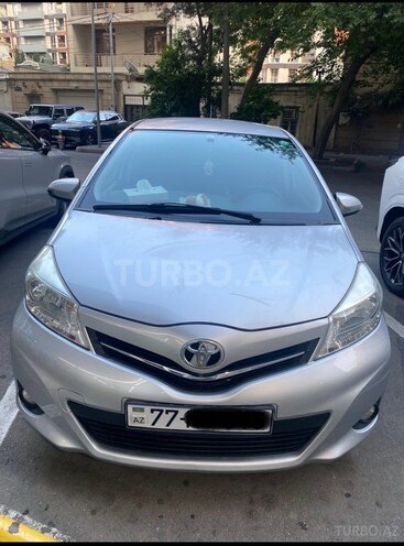 Toyota Vitz-1