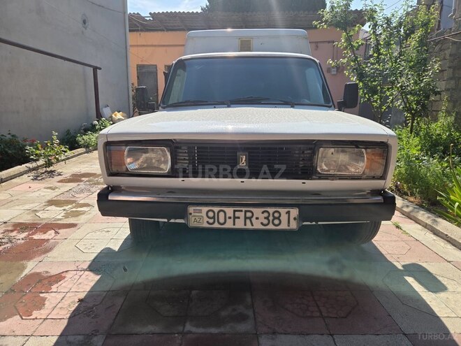 LADA (VAZ) 21045-1
