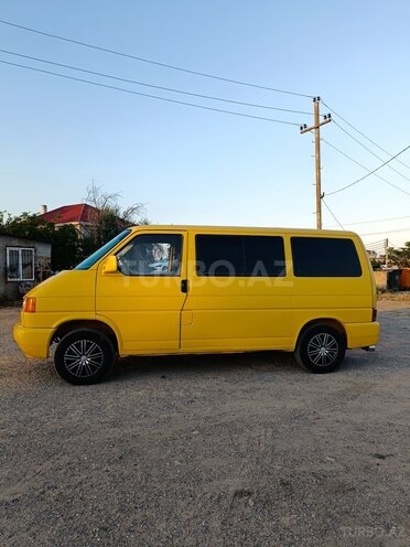 Volkswagen Transporter-2