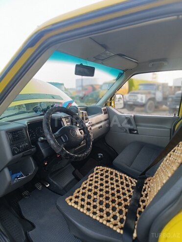 Volkswagen Transporter-4