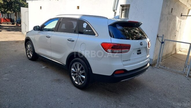 Kia Sorento-2