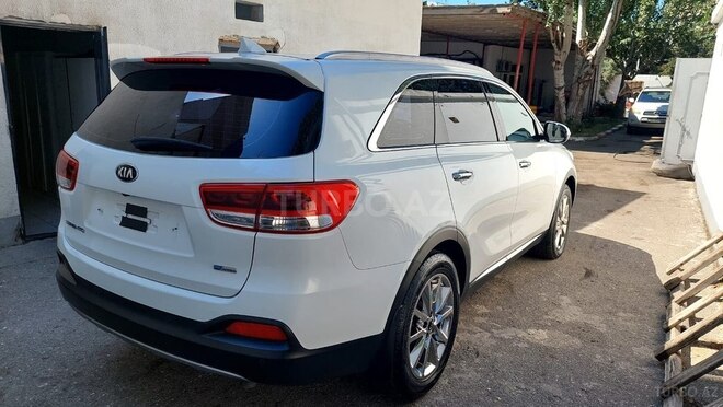 Kia Sorento-3