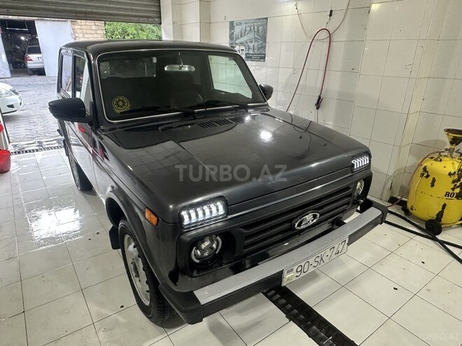 LADA (VAZ) Niva-3